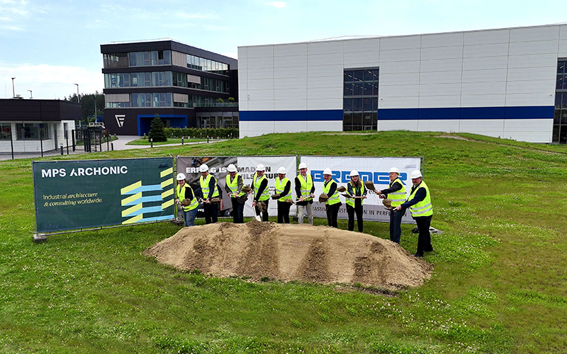 Innovative and future-oriented: Flottweg starts construction of the new Process Center
